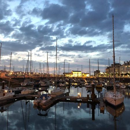 Alojamientos Muelle de Gijón Exterior foto